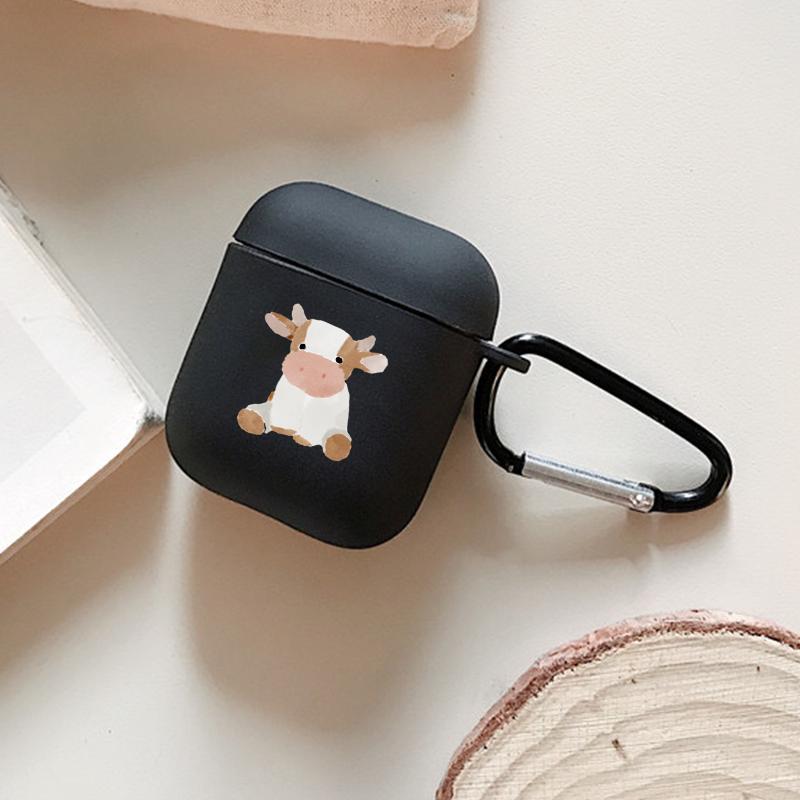 Cute Cow Design Earphone Case with Hiking Buckle, Shockproof & Anti-Fall TPU Earphone Cover for AirPods 1 2, 3, Pro, Pro 2, Gift for Friend