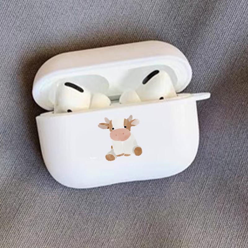 Cute Cow Design Earphone Case with Hiking Buckle, Shockproof & Anti-Fall TPU Earphone Cover for AirPods 1 2, 3, Pro, Pro 2, Gift for Friend