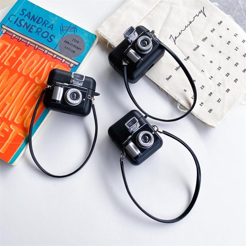 Camera Design Earphone Case with Keychain, Flash Camera Design Earphone Protector Cover, Decorative Earphone Protector Cover, Earphone Accessories Compatible with AirPods 3 PRO